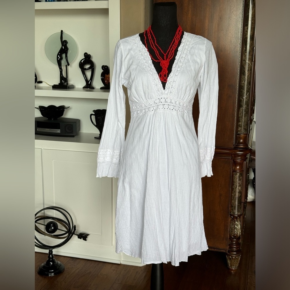 Hourglass White Midi Dress